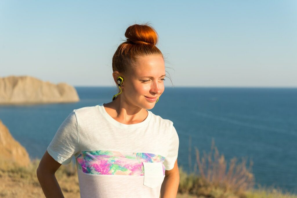 T-shirt fille en Tunisie : Quelles sont les tendances de cette saison ?